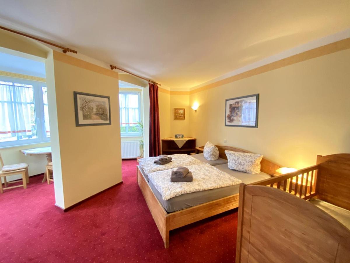 Haus Belger Hotel Großziethen Екстериор снимка